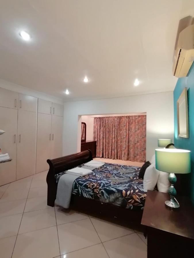 Palm View Guest House Pretoria-Noord Eksteriør bilde