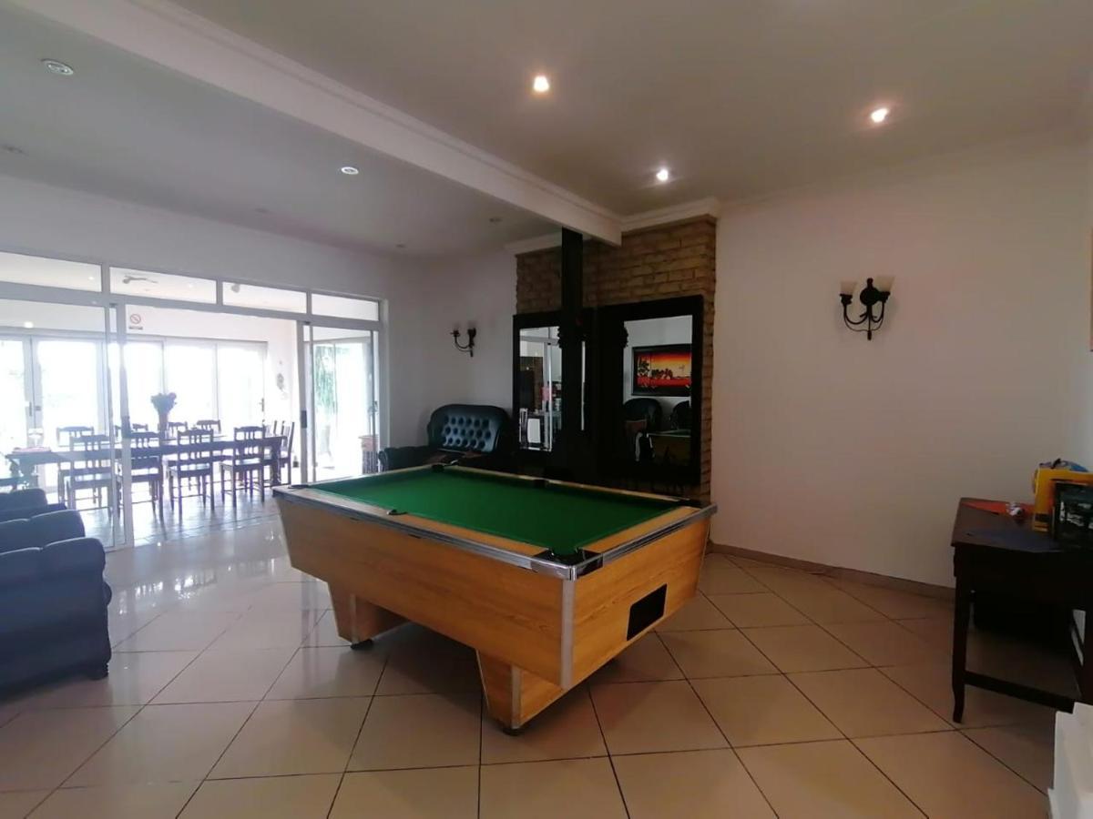 Palm View Guest House Pretoria-Noord Eksteriør bilde