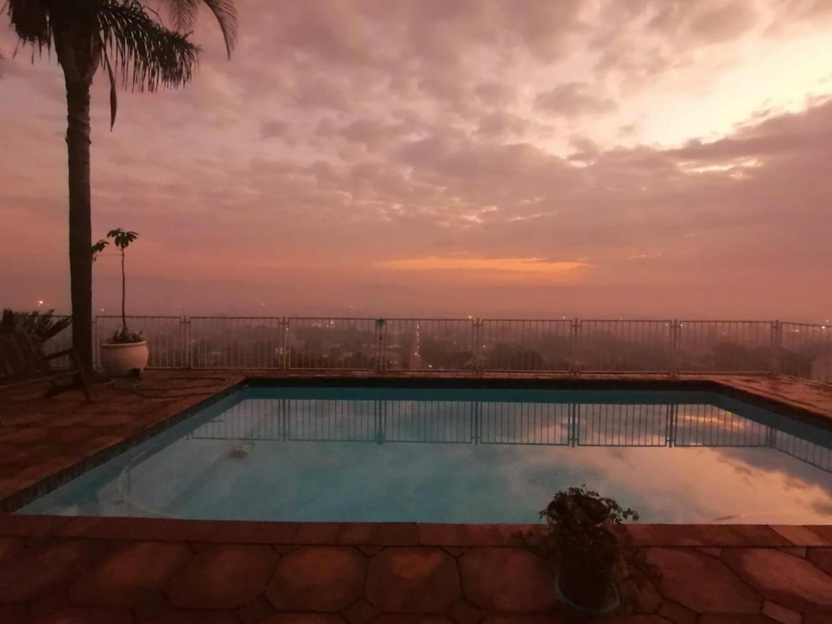 Palm View Guest House Pretoria-Noord Eksteriør bilde
