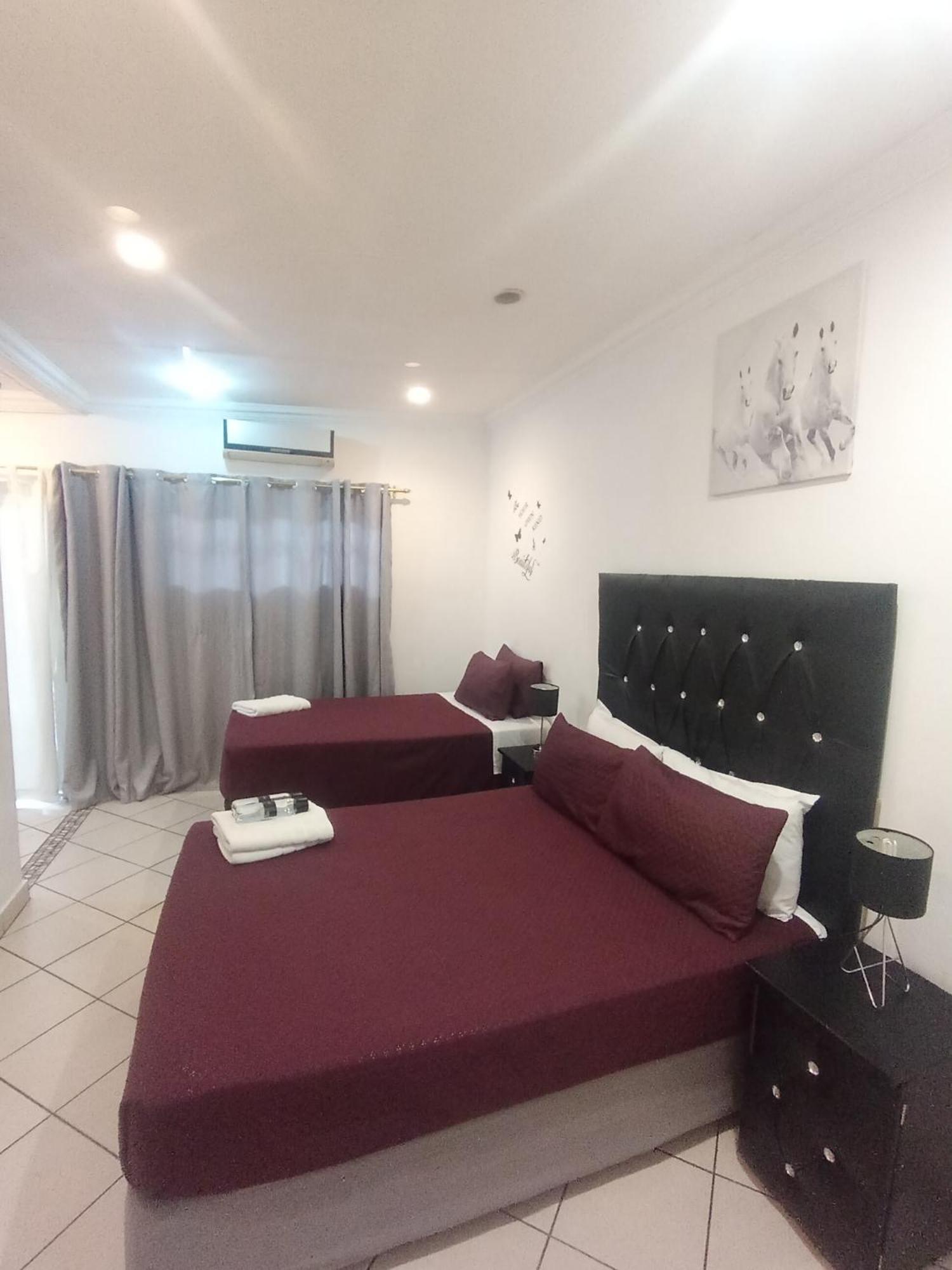 Palm View Guest House Pretoria-Noord Eksteriør bilde